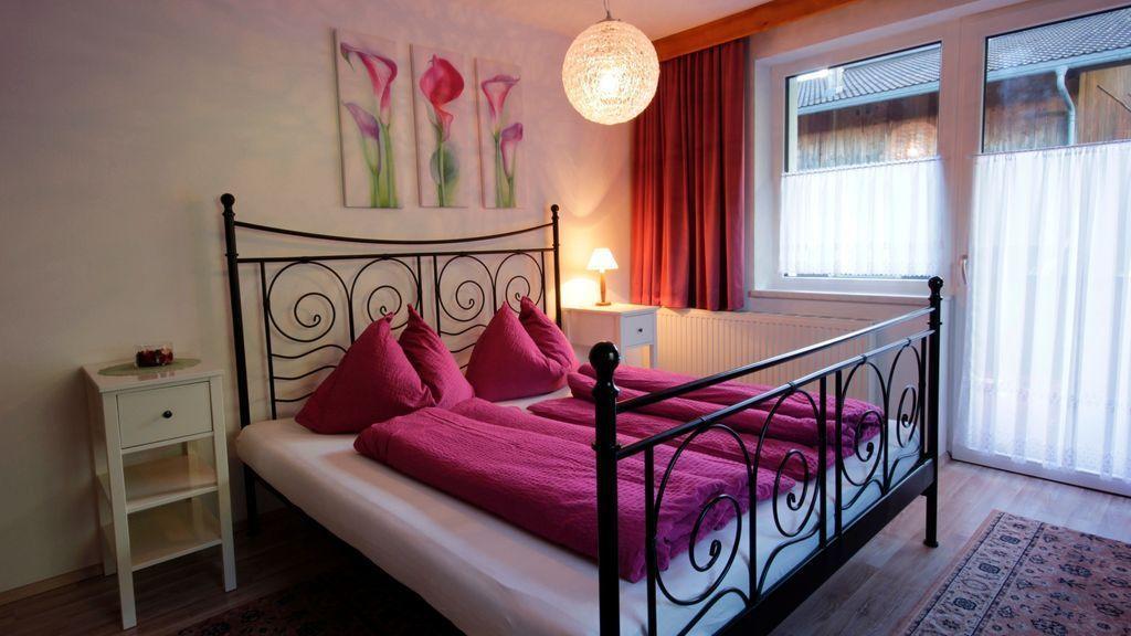 Haus Alpenglueck Apartment Kaunertal Room photo